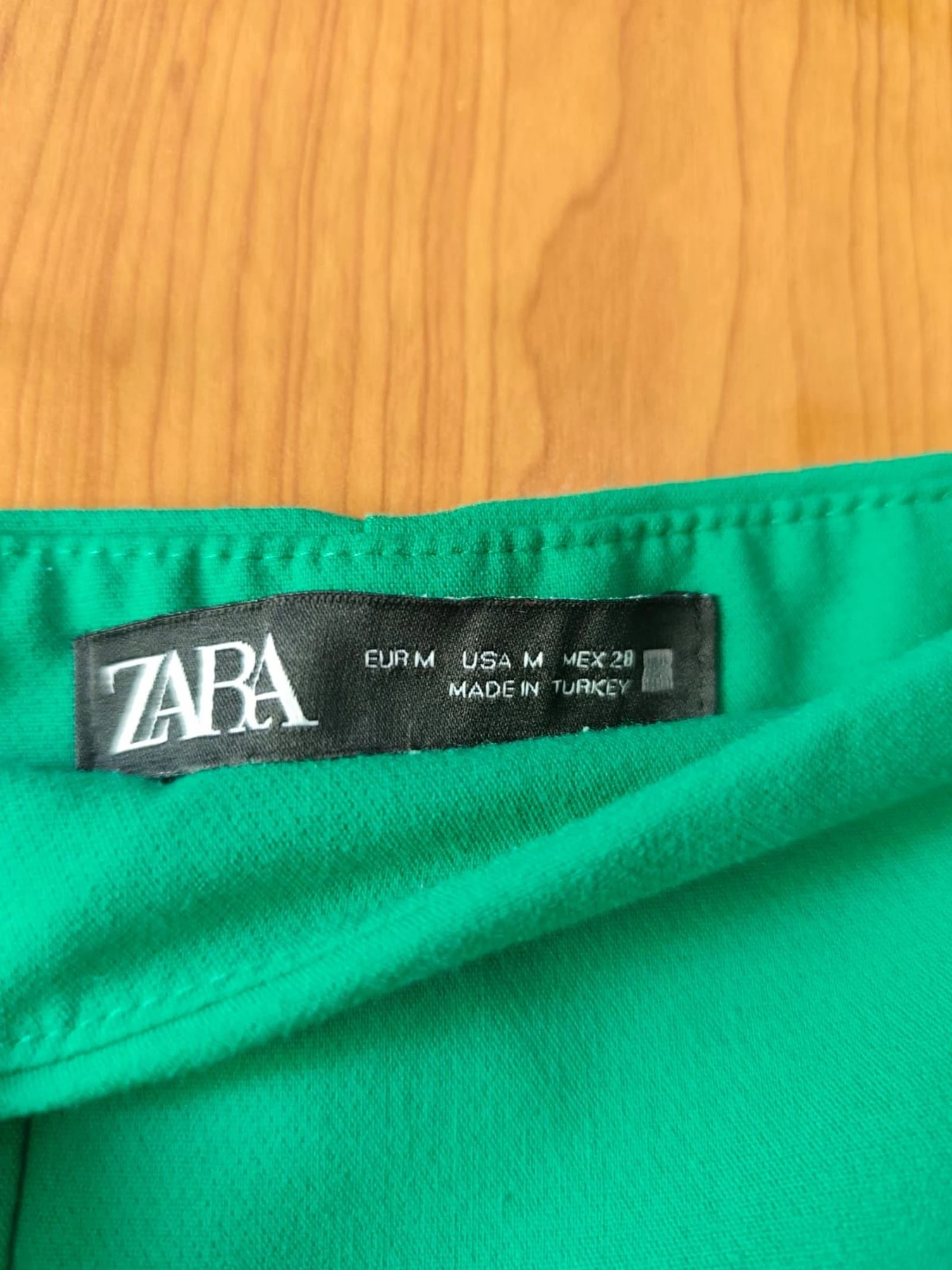 Zara korte gekruiste groene rok, gouden knopen M – photo 3